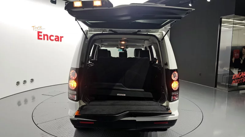 Land Rover DISCOVERY