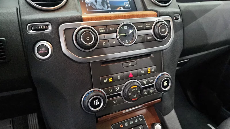 Land Rover DISCOVERY