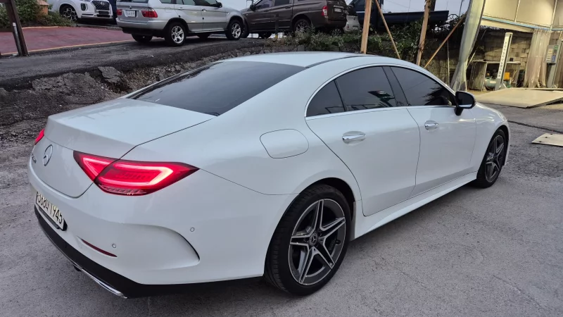 Mercedes-Benz CLS-Class
