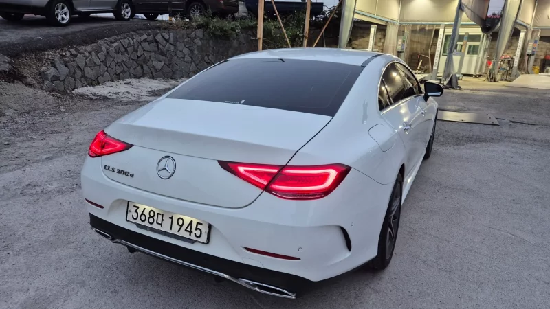 Mercedes-Benz CLS-Class