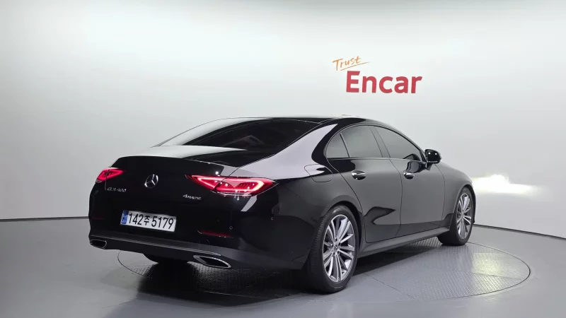 Mercedes-Benz CLS-Class