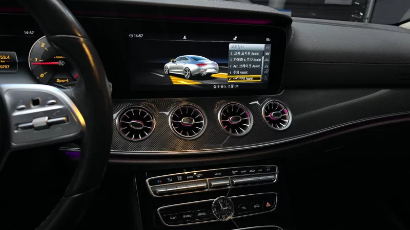 Mercedes-Benz CLS-Class