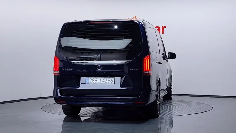 Mercedes-Benz V-Class