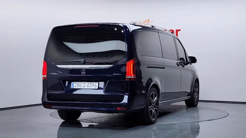 Mercedes-Benz V-Class