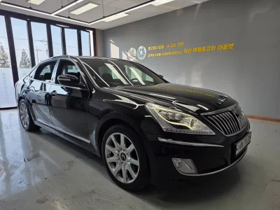 Hyundai Equus