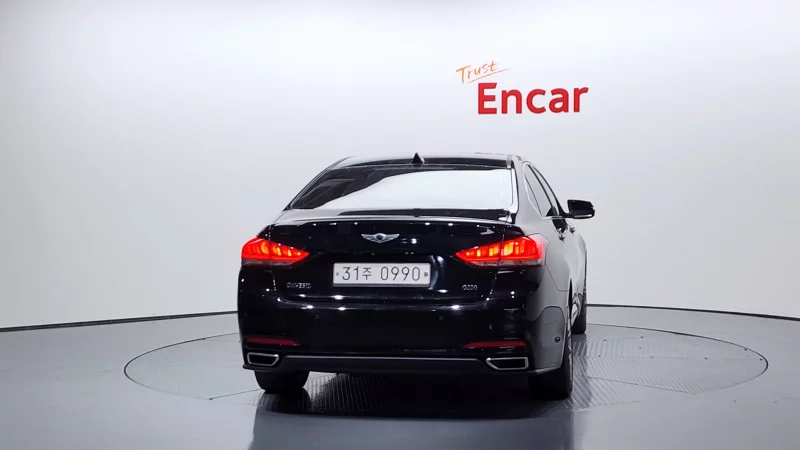 Hyundai Genesis