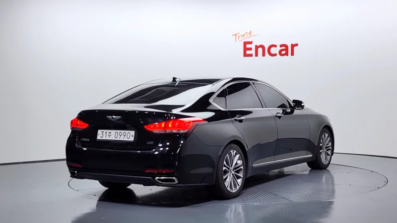 Hyundai Genesis