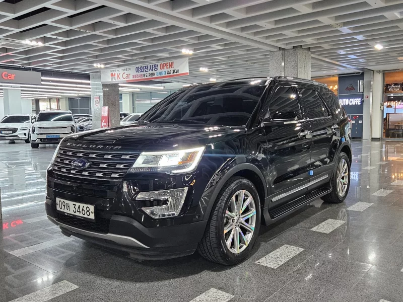 Ford EXPLORER