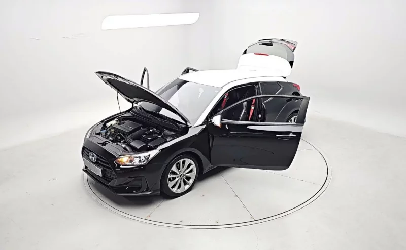 Hyundai Veloster