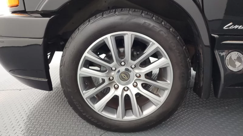 Chevrolet Express Van