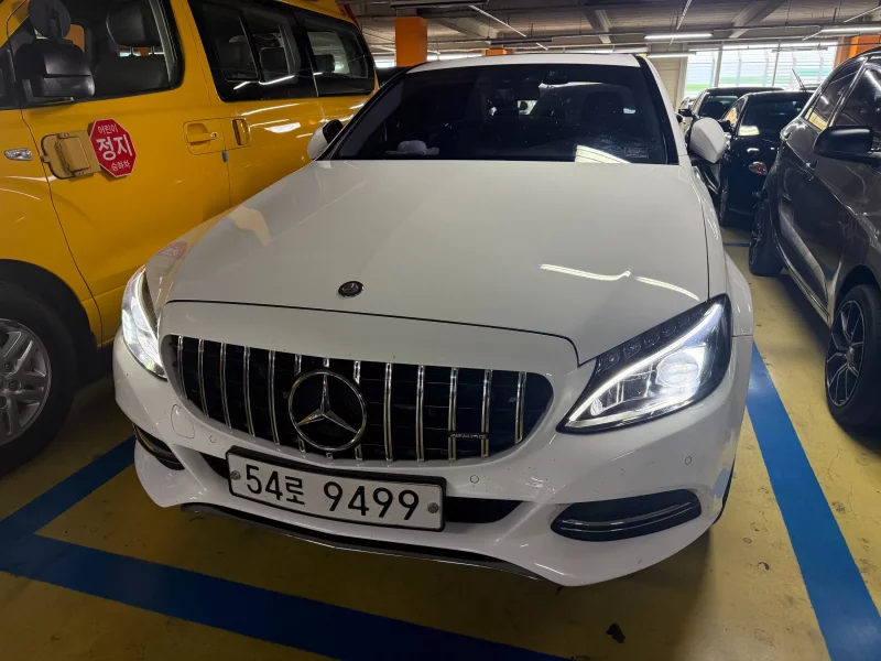 Mercedes-Benz C-Class