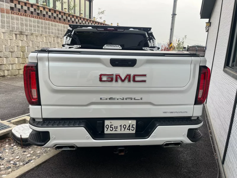 GMC SIERRA