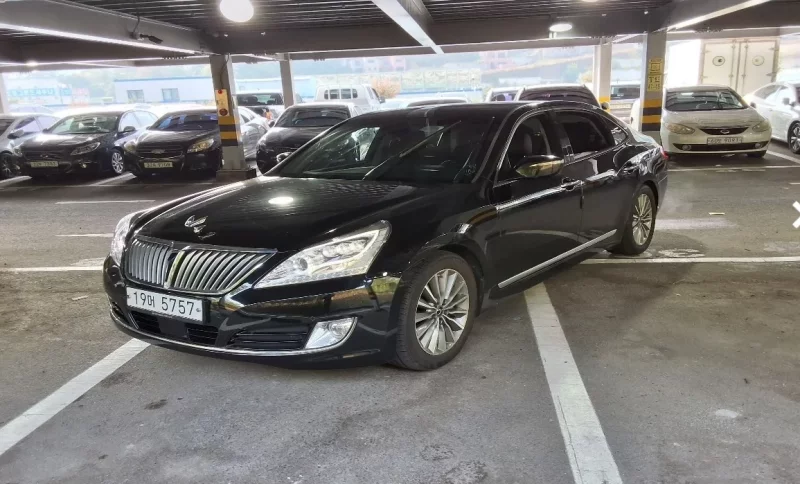 Hyundai Equus