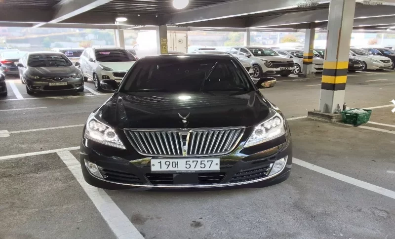 Hyundai Equus