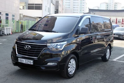 Hyundai Starex