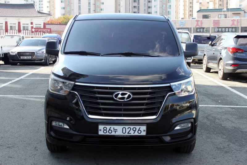 Hyundai Starex