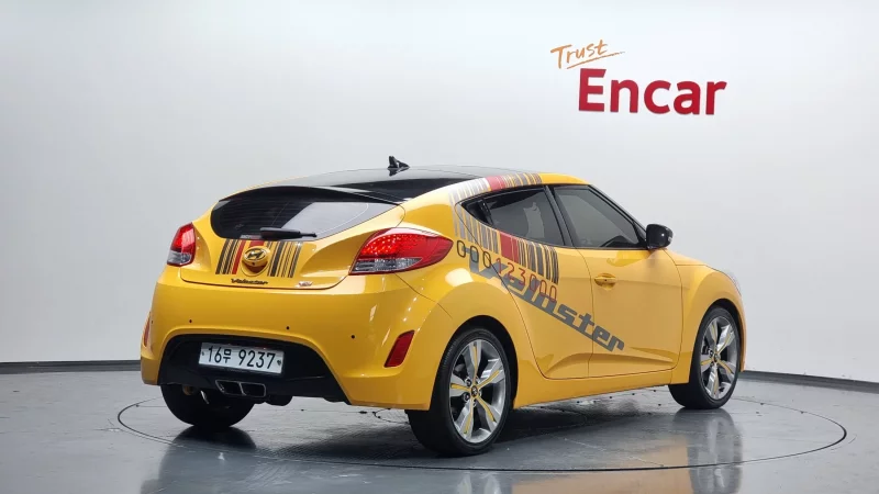 Hyundai Veloster