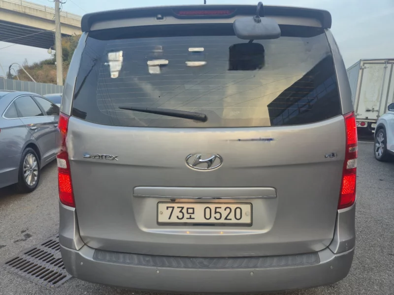 Hyundai Grand Starex