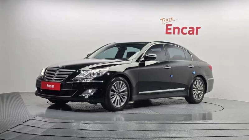 Hyundai Genesis