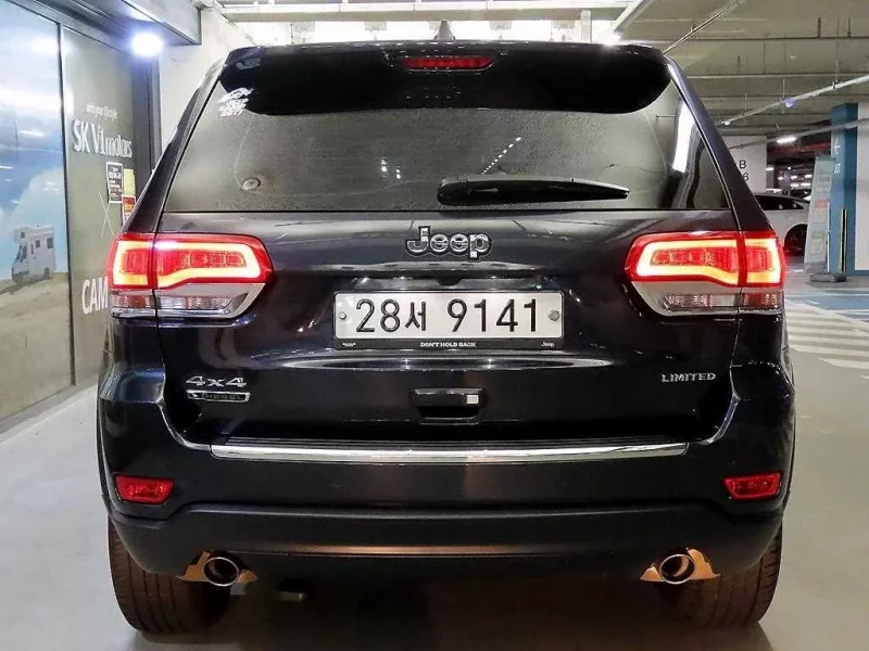 Jeep CHEROKEE