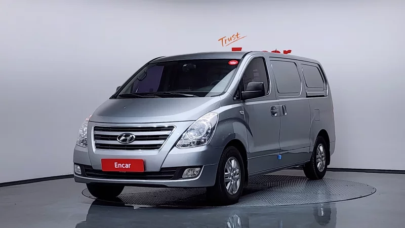 Hyundai Starex