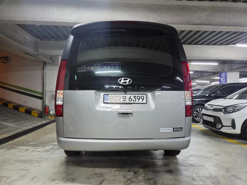 Hyundai Staria