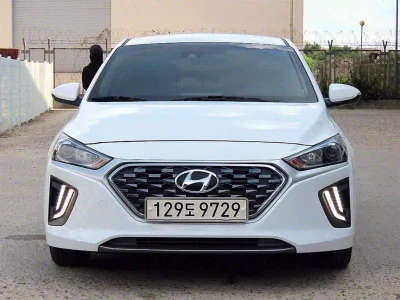 Hyundai Ioniq