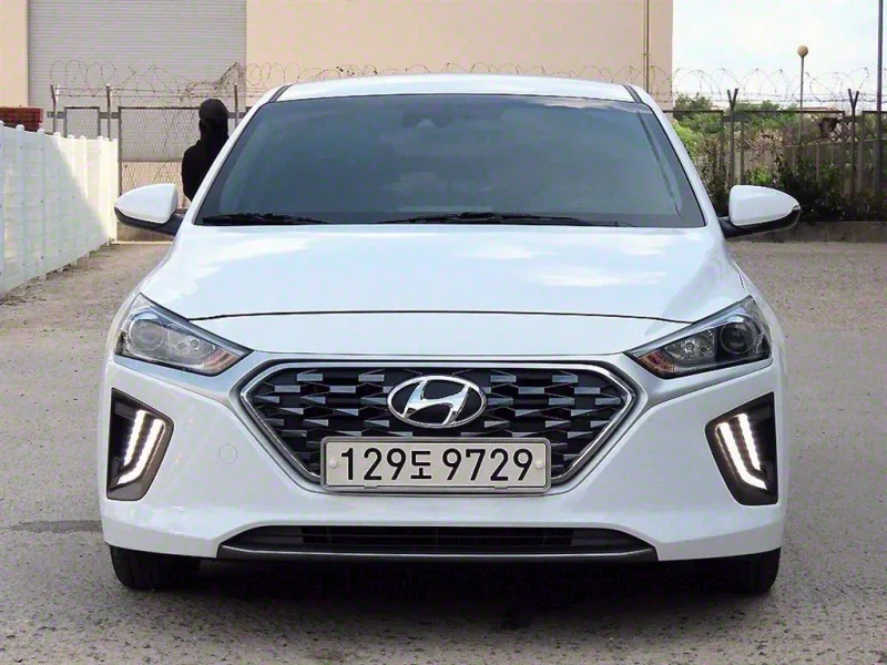 Hyundai Ioniq