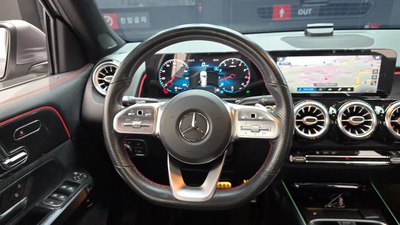 Mercedes-Benz GLB-Class
