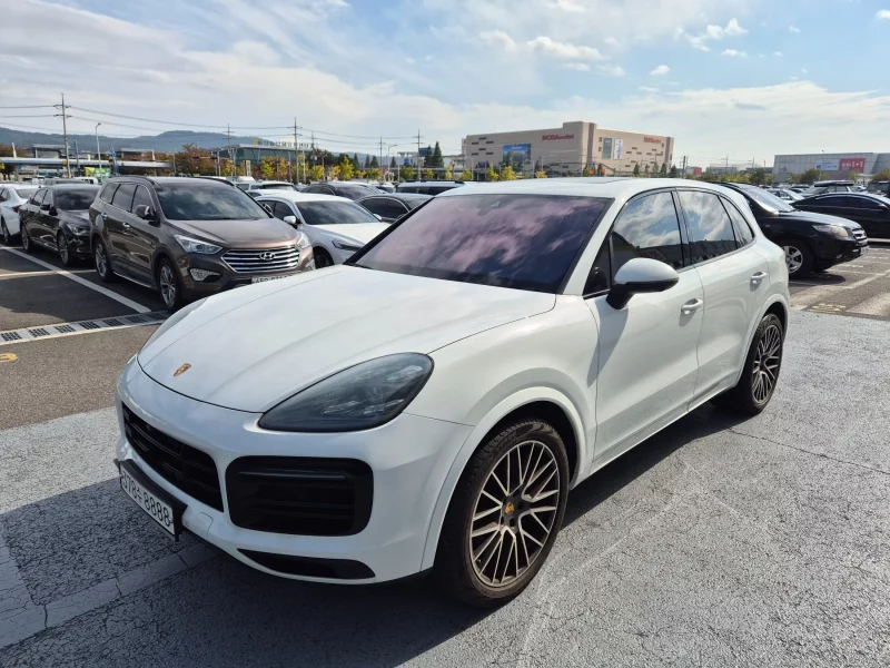 Porsche CAYENNE
