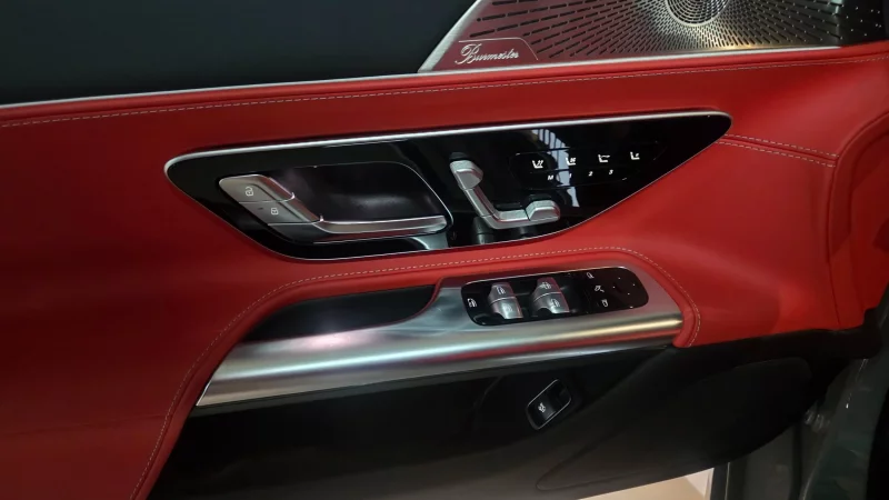 Mercedes-Benz SL-Class