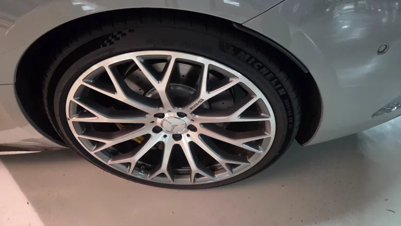 Mercedes-Benz SL-Class