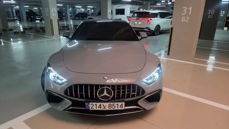 Mercedes-Benz SL-Class