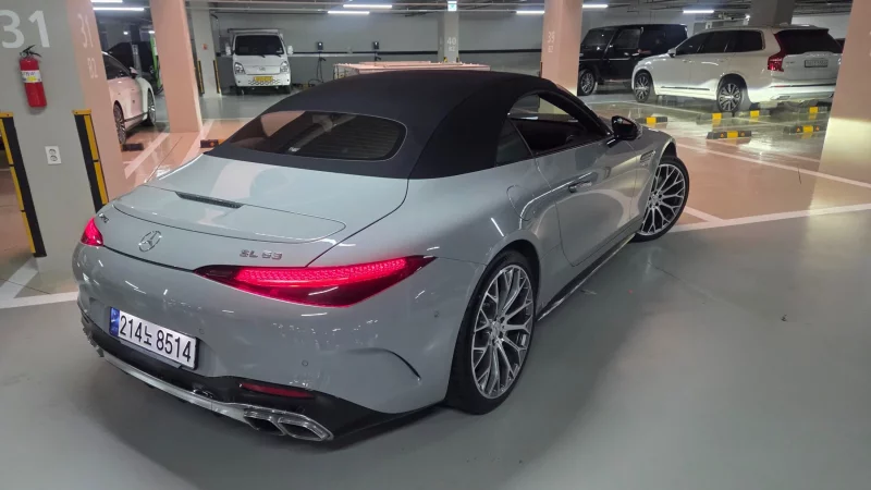 Mercedes-Benz SL-Class