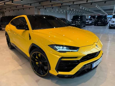Lamborghini URUS