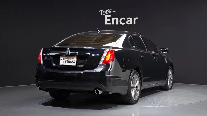 Lincoln MKS