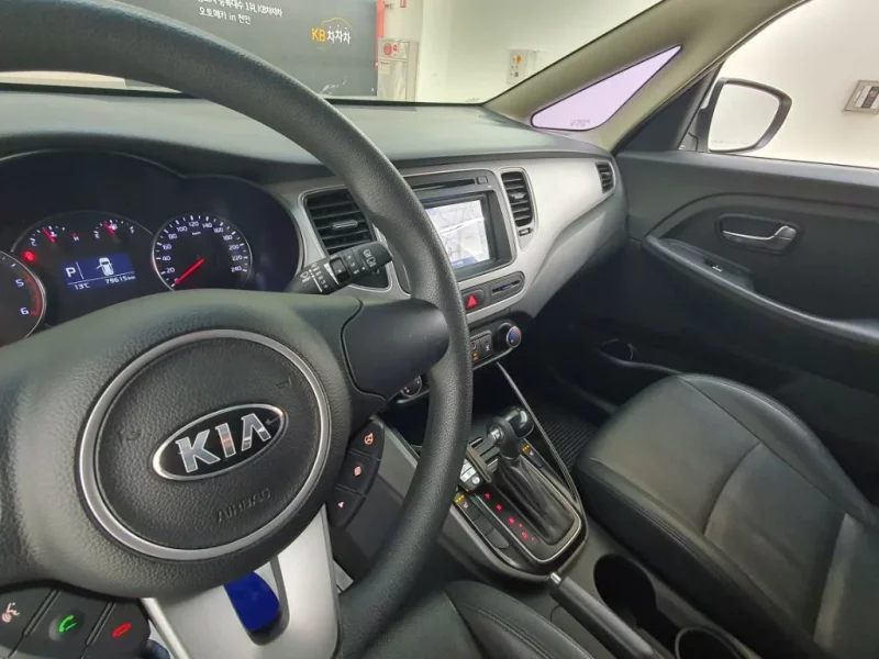 Kia Carens