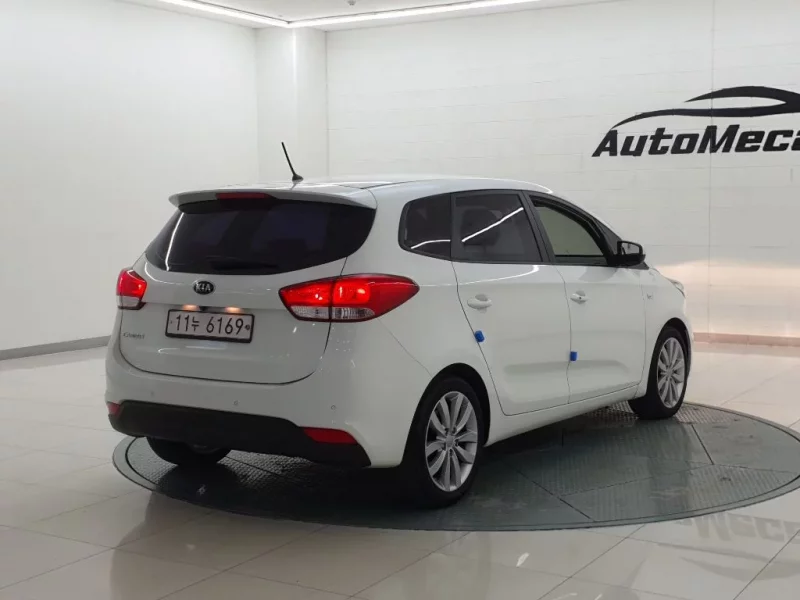 Kia Carens