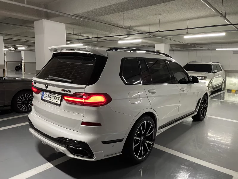 BMW X7