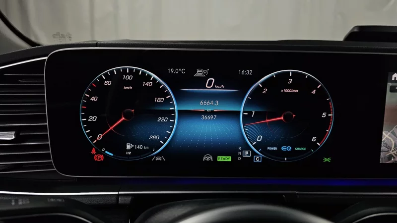 Mercedes-Benz GLE-Class