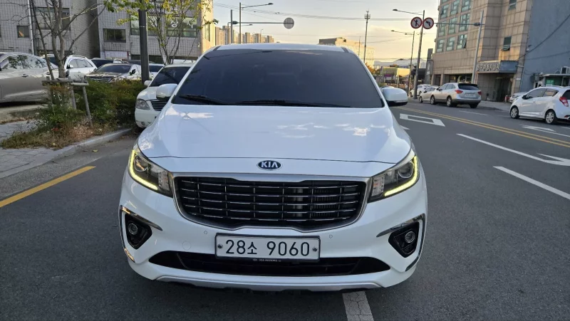Kia Carnival