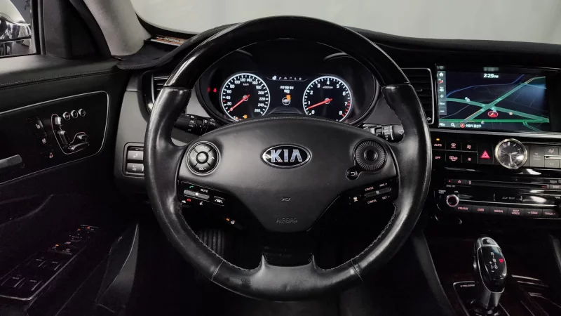 Kia K9