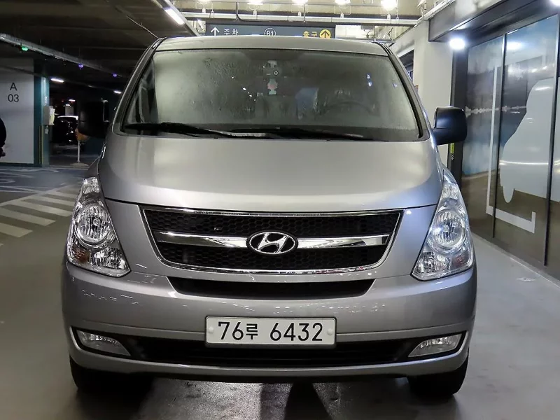 Hyundai Starex