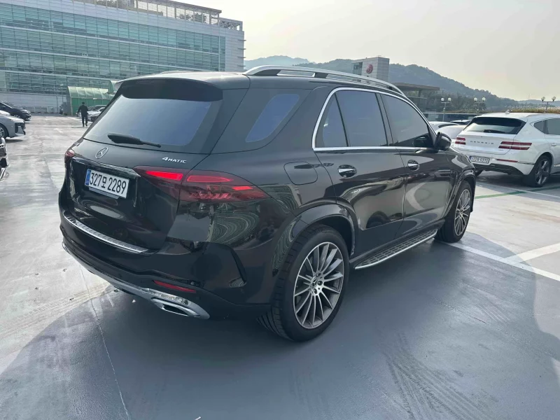 Mercedes-Benz GLE-Class