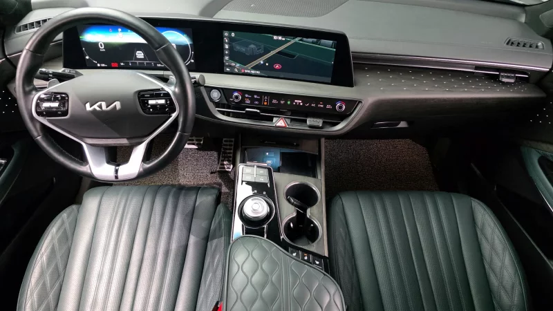 Kia K8