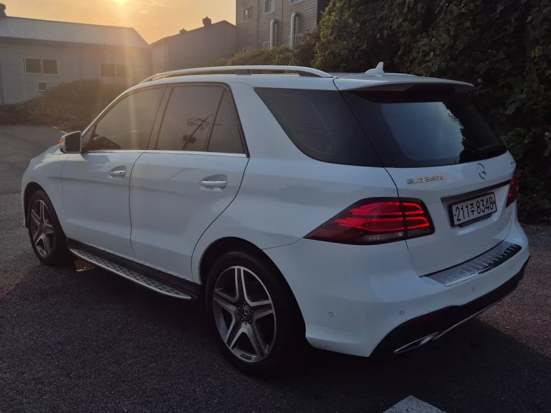 Mercedes-Benz GLE-Class