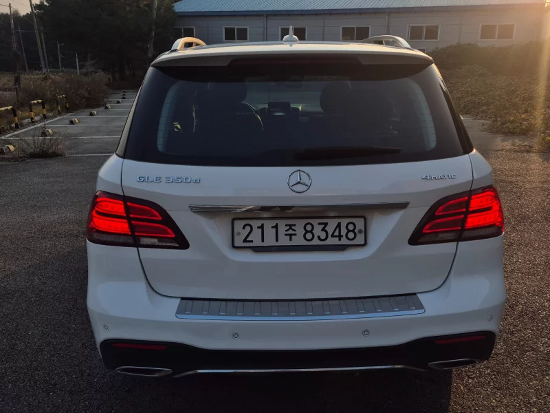 Mercedes-Benz GLE-Class