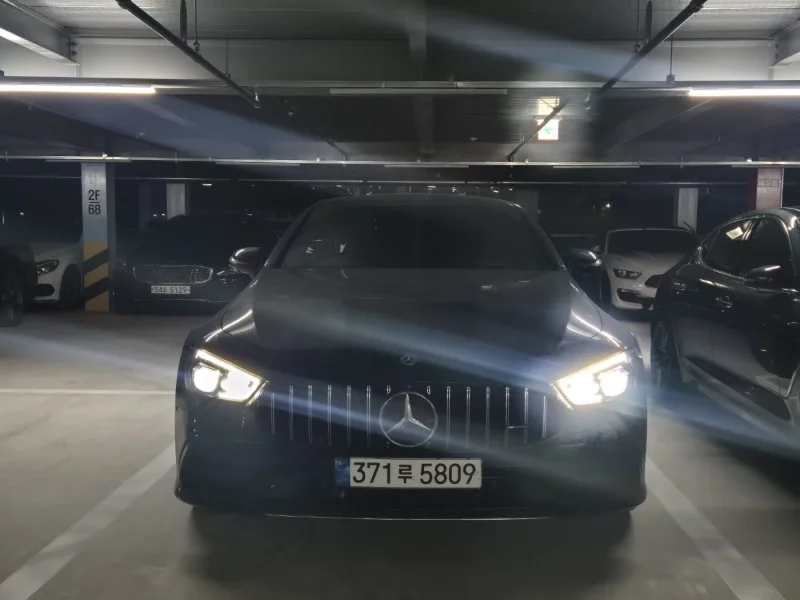 Mercedes-Benz AMG GT