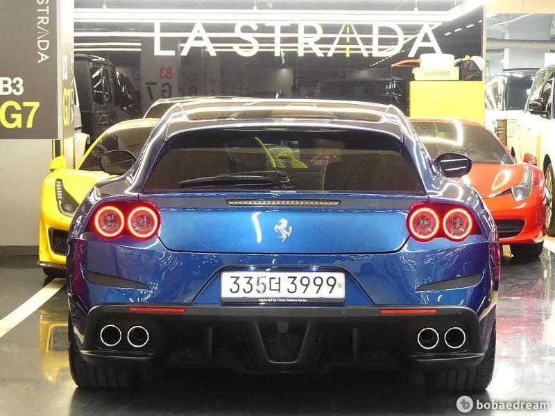 Ferrari GTC4 Lusso