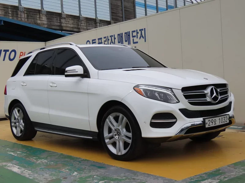 Mercedes-Benz GLE-Class